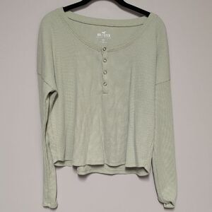 Hollister Women's Sage Button-Up Blouse